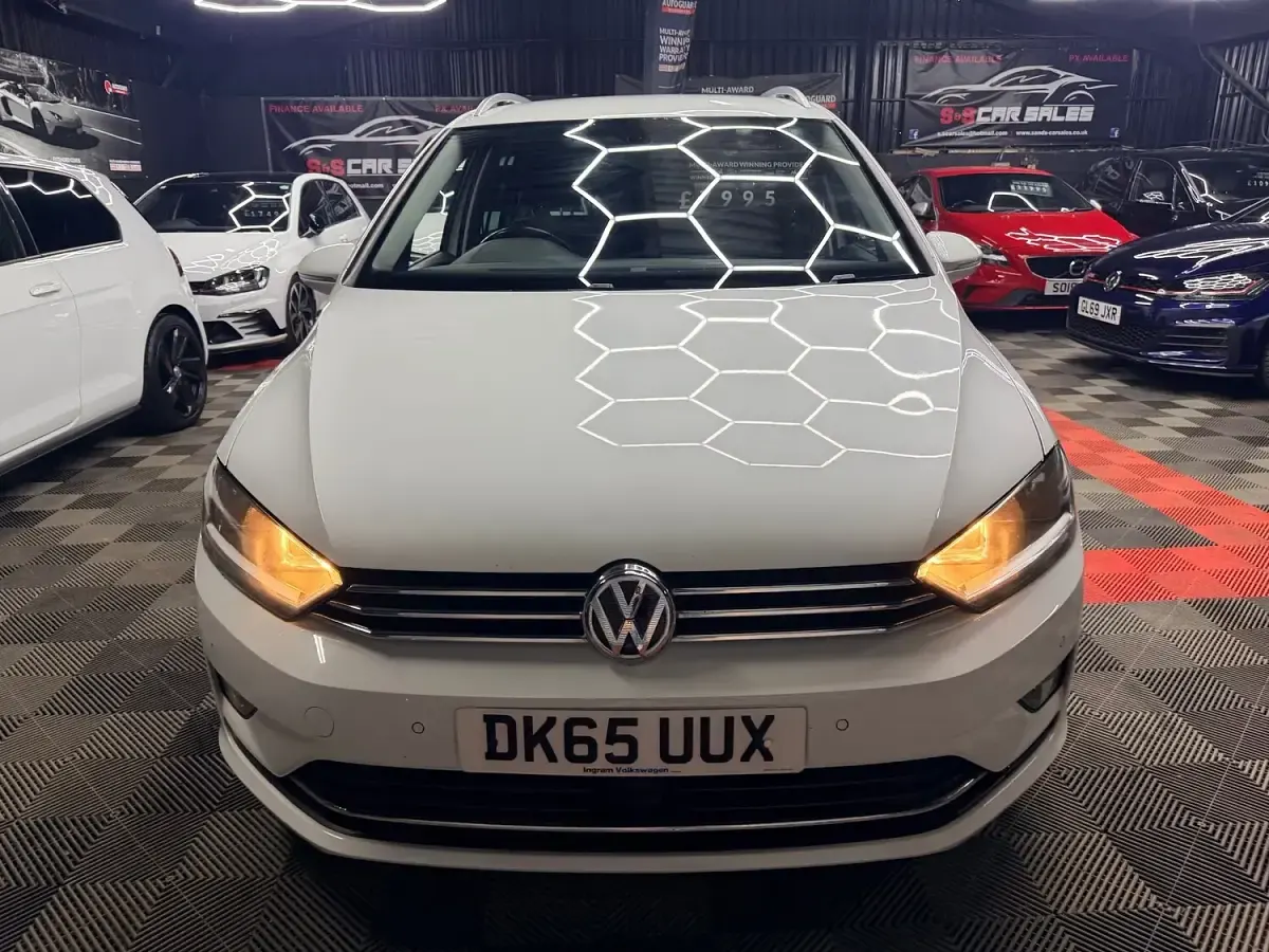 Used VW Golf Sportsvan GT 150 HP (110 kW) 2015 White MPV