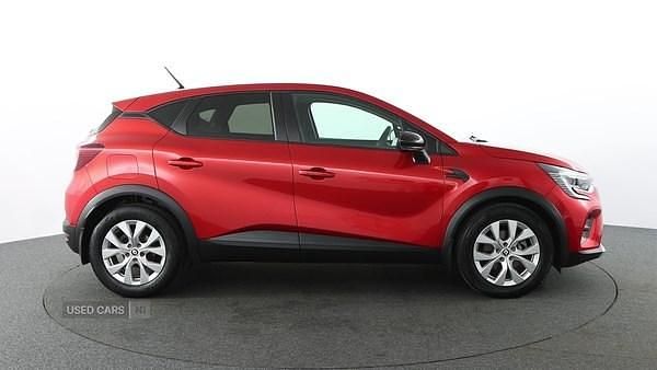 Used Renault Captur Iconic 2022 Red SUV
