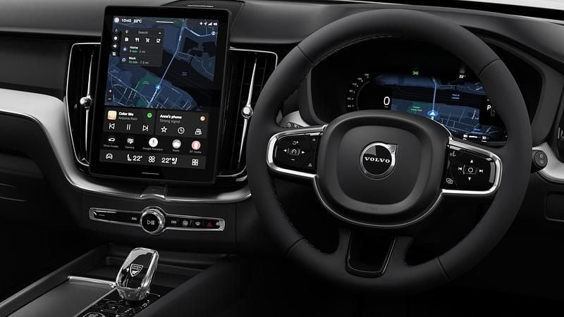 New Volvo XC60 Plus 334 HP (245 kW) 2026 Onyx black SUV