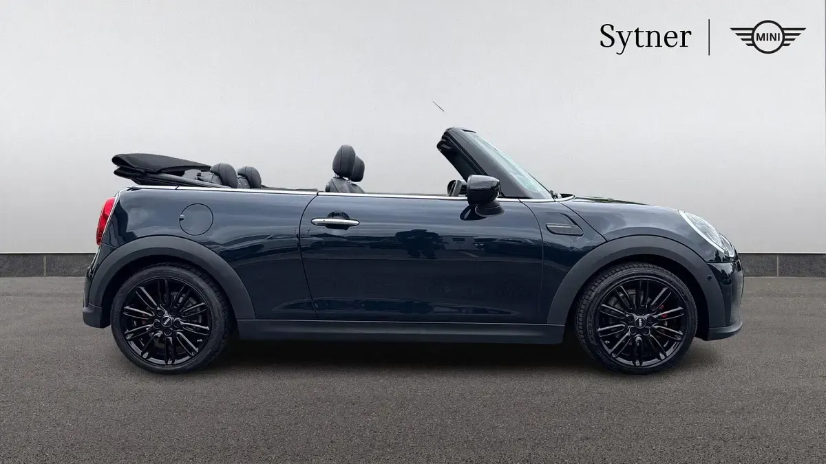 Used Mini Cooper Exclusive 134 HP (98 kW) 2023 Black Hatchback