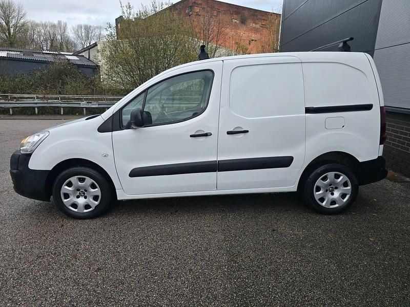 Used Peugeot Partner 2016 White MPV