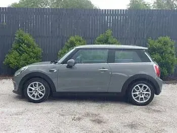 Used Mini ONE 102 HP (75 kW) 2018 Grey Hatchback
