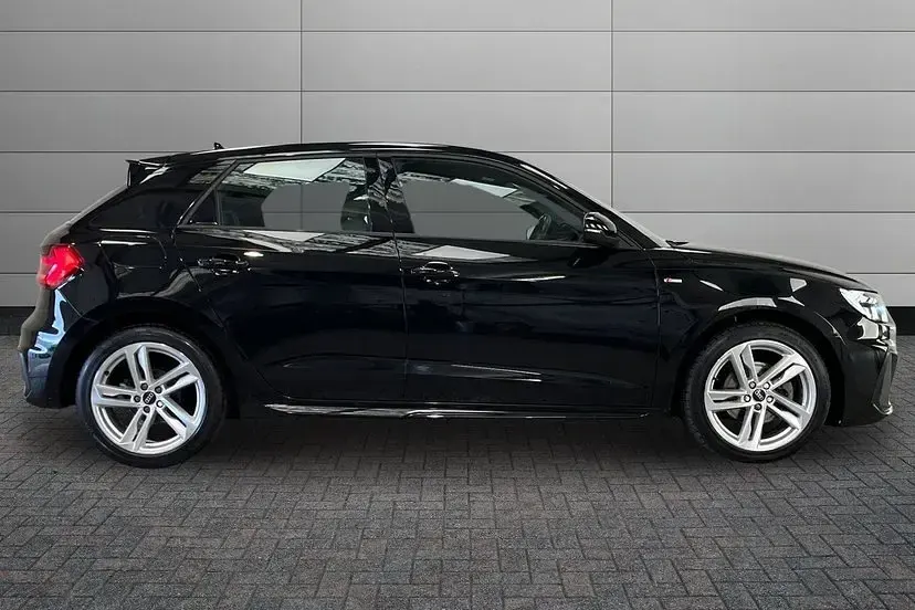 Used Audi A1 Sportback S-Line 108 HP (79 kW) 2022 Mythos black Hatchback