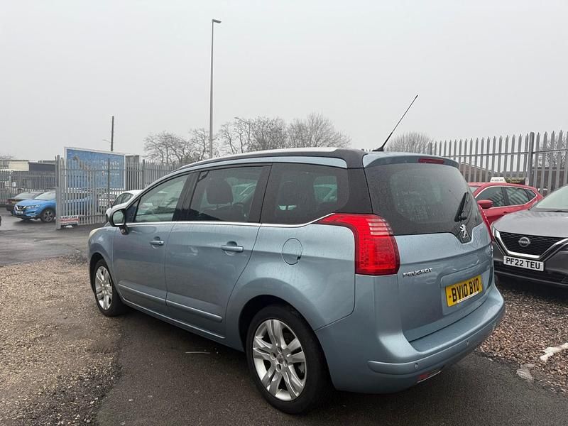 Used Peugeot 5008 2010 Blue MPV