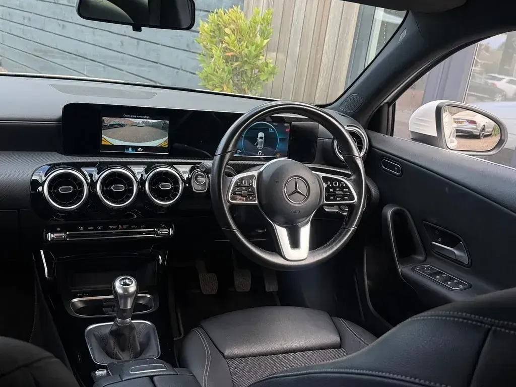Used Mercedes A180 SE 2021 White Hatchback