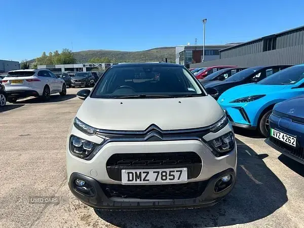 Używany Citroën C3 PureTech 2024 Szary Hatchback