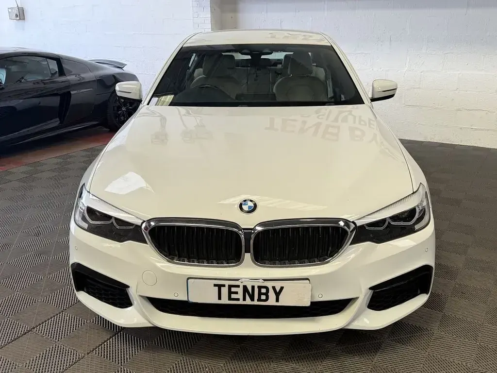 Used BMW 520 M Sport 190 HP (139 kW) 2017 White Sedan