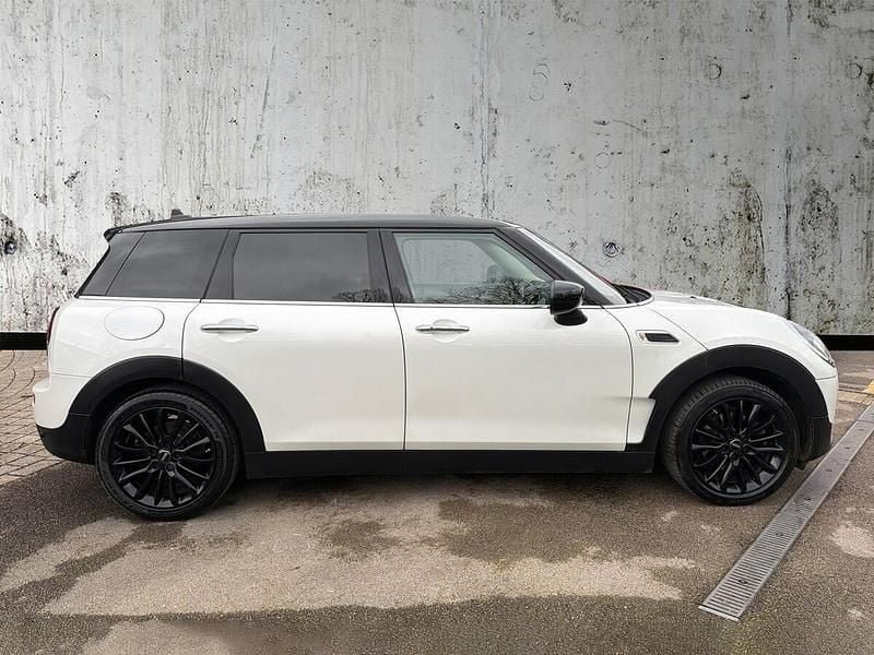 Used Mini Cooper Clubman Classic 134 HP (98 kW) 2023 White Estate