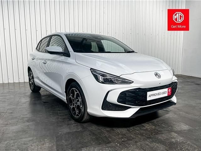 Solid arctic white New 2025 MG MG3 Trophy Hatchback | £17,990 (Fair price) - Image 1/4