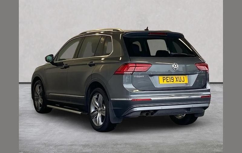 Used VW Tiguan SEL 150 HP (110 kW) 2019 Grey SUV