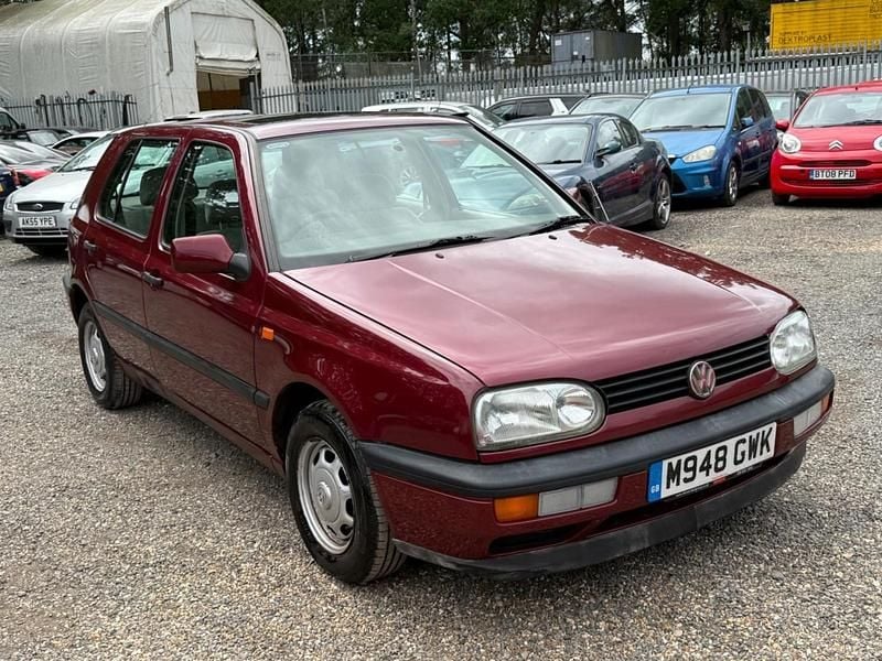 Red Used 1994 VW Golf III Hatchback | £2,499 - Image 1/4