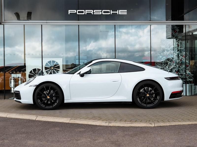 Used Porsche 911 Carrera 385 HP (283 kW) 2021 White Coupe