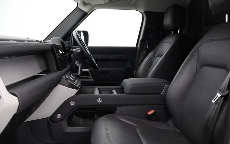 Used Land Rover Defender S 250 HP (183 kW) 2021 Blue SUV