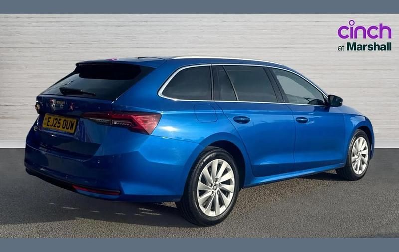 Used Skoda Octavia SE L 147 HP (108 kW) 2025 Blue Estate