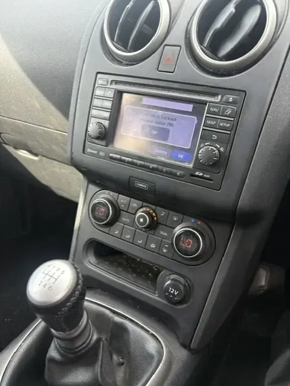 Used Nissan Qashqai +2 N-TEC 110 HP (80 kW) 2012 Black SUV