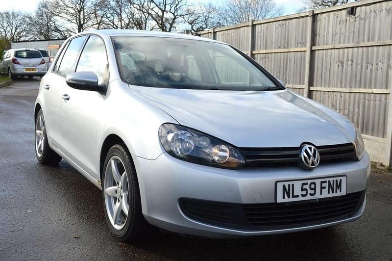 Silver Used 2009 VW Golf VI S Hatchback | £1,991 (Good price) - Image 1/4