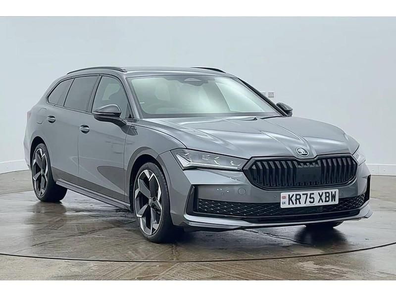 Used Skoda Superb SportLine 150 HP (110 kW) 2025 Graphite grey metallic Estate