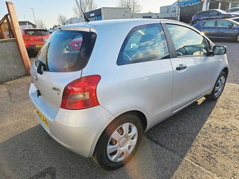 Used Toyota Yaris T2 2007 Silver Hatchback