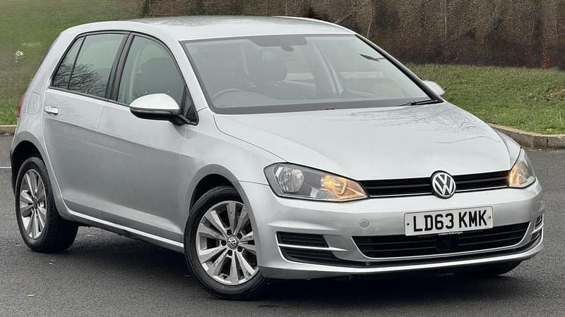 Used VW Golf VII SE 105 HP (77 kW) 2013 Silver Hatchback