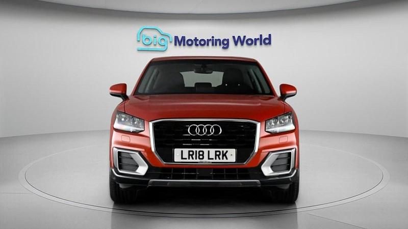 Used Audi Q2 Sport 150 HP (110 kW) 2018 Orange SUV