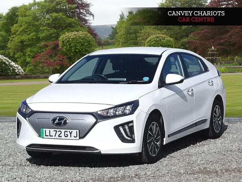 Used Hyundai Ioniq Premium 100 kW (136 HP) 2023 White Hatchback