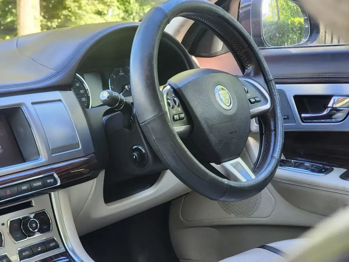 Used Jaguar XF Portfolio 2015 Blue Sedan