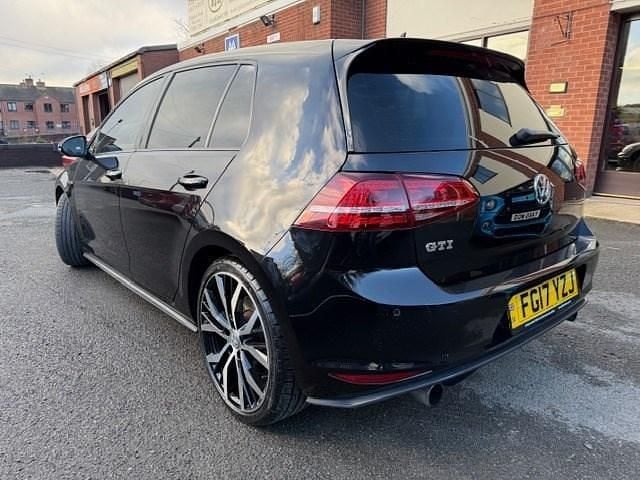 Used VW Golf VII GTI 230 HP (169 kW) 2017 Black Hatchback