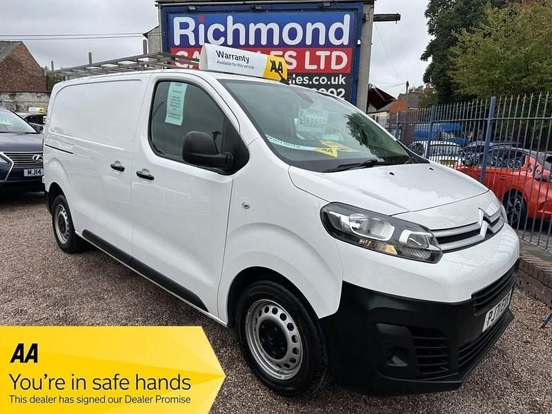 White Used 2022 Citroën Dispatch MPV | £9,995 (Good price) - Image 1/3