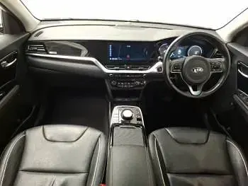 Usado Kia e-Niro 150 kW (204 HP) 2020 Branco SUV