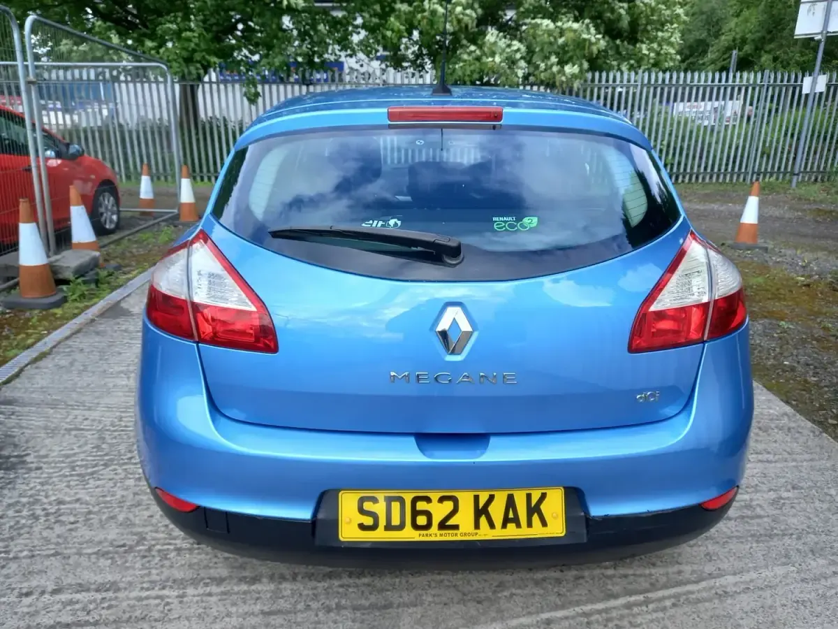 Used Renault Mégane Dynamique 110 HP (80 kW) 2012 Blue Hatchback