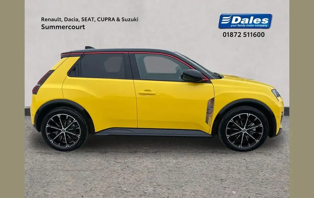 Used Renault R5 Iconic 108 kW (147 HP) 2026 Other Hatchback