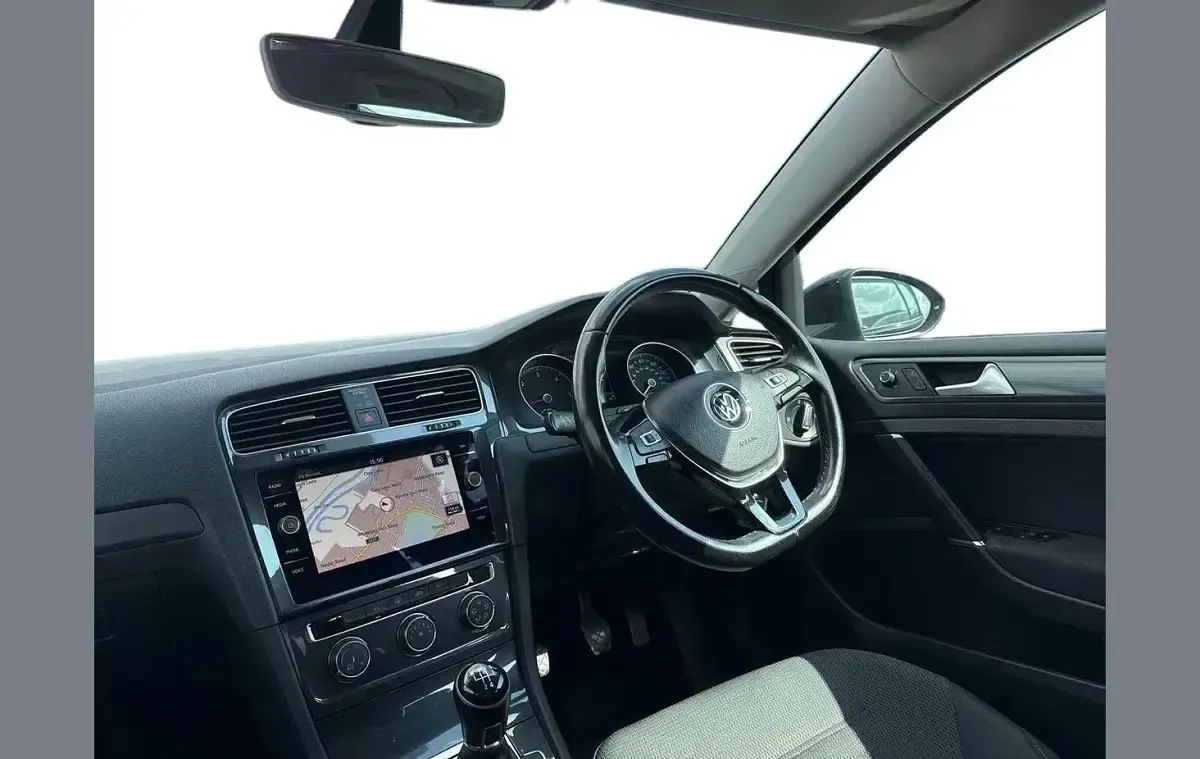 Used VW Golf VII SE 113 HP (83 kW) 2018 Black Hatchback