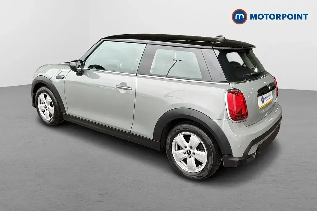 Used Mini Cooper Classic 136 HP (100 kW) 2021 Hatchback