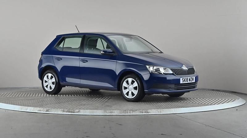 Blue Used 2018 Skoda Fabia Hatchback | £7,498 (Good price) - Image 1/4