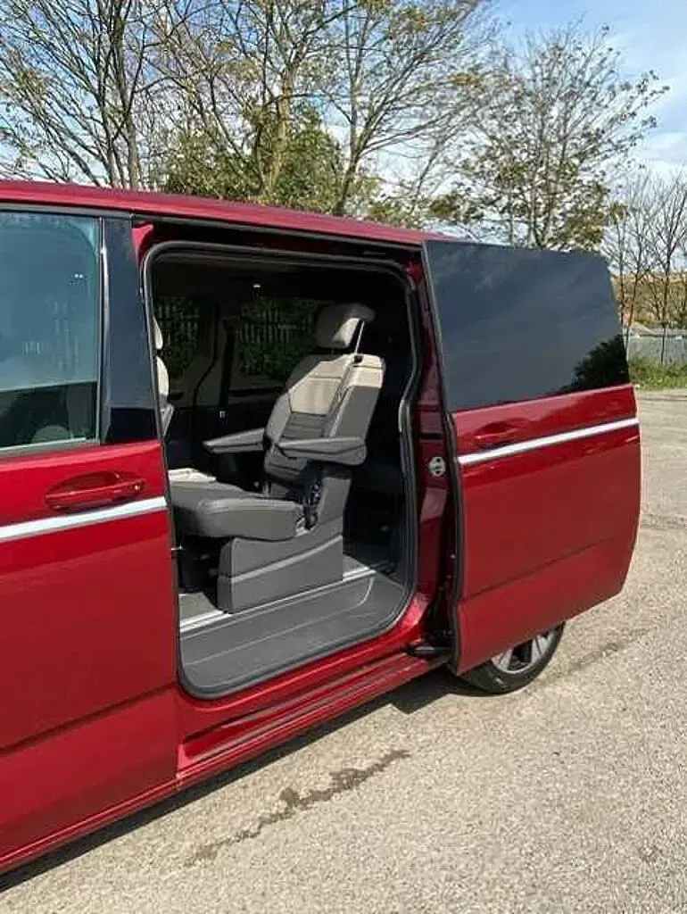 Used VW Multivan Style 150 HP (110 kW) 2025 Red MPV