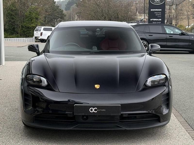 Used Porsche Taycan Performance Package 439 kW (598 HP) 2024 Black Estate