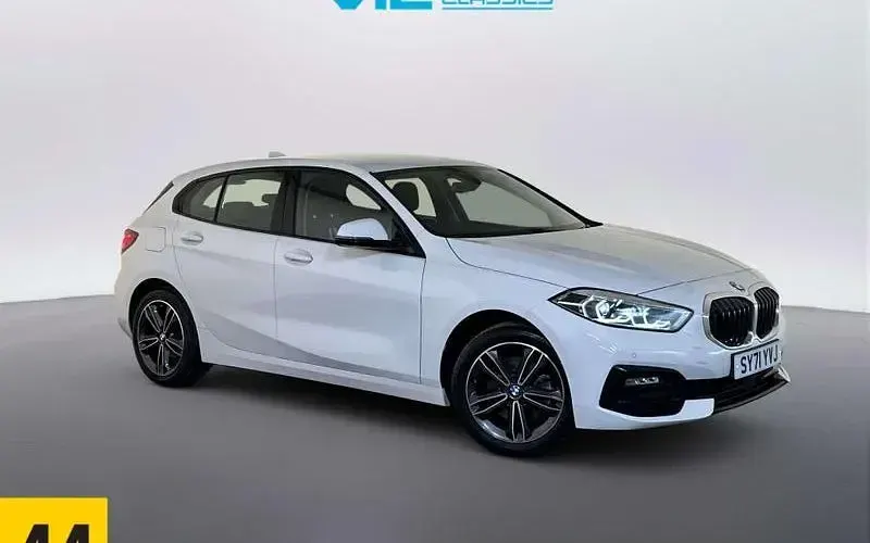 Used BMW 118 Sport Line 136 HP (100 kW) 2021 Hatchback
