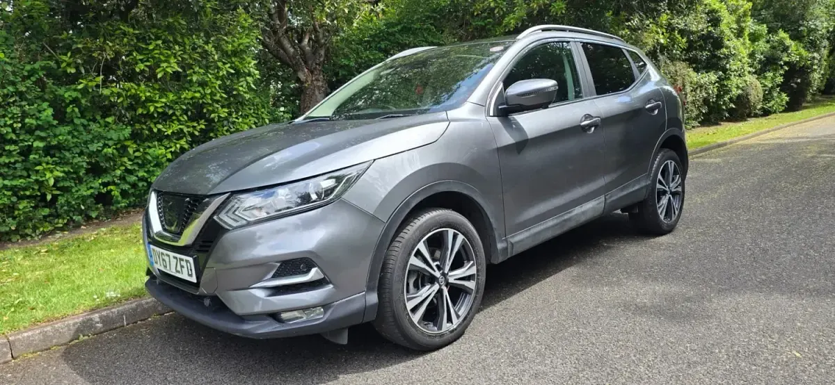 Używany Nissan Qashqai N-Connecta 2017 Szary SUV