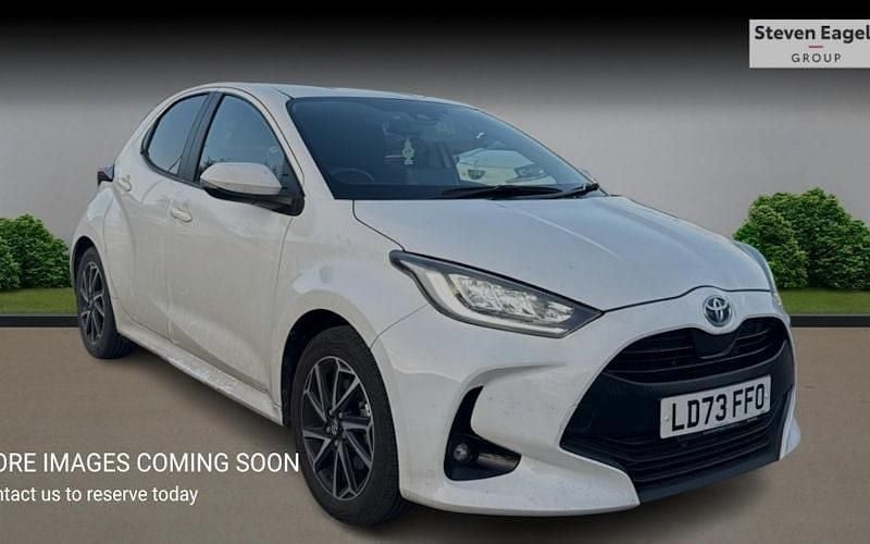 Used Toyota Yaris Hybrid Design 116 HP (85 kW) 2026 Hatchback