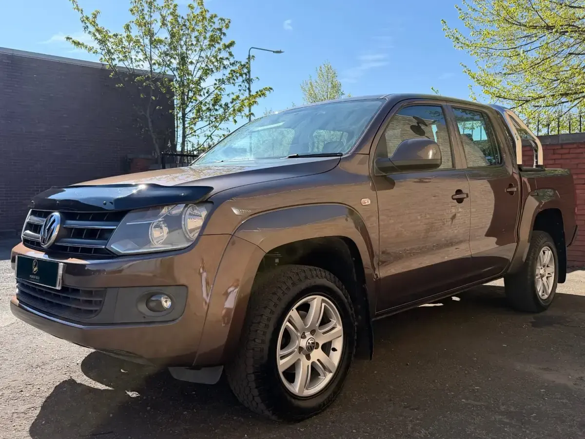 Begagnad VW Amarok Trendline 180 HK (132 kW) 2014 Brun Pickup