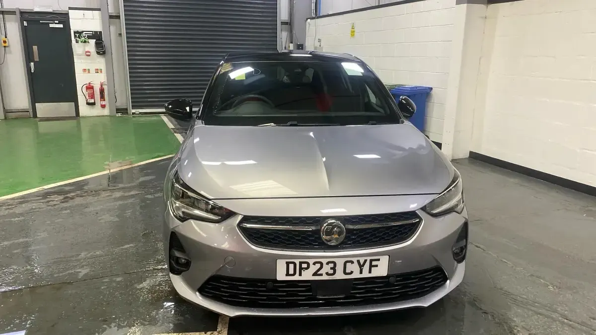 Używany Vauxhall Corsa 75 KM (55 kW) 2023 Szary Hatchback