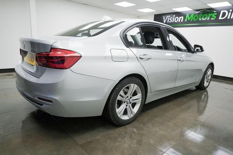 Used BMW 318 Sport Line 2016 Silver Sedan