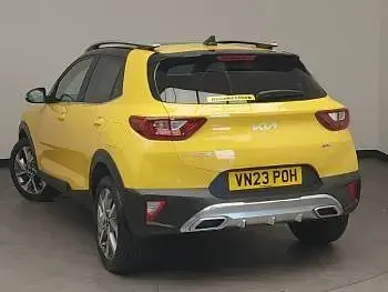 Usado Kia Stonic GT-Line S 118 CV (86 kW) 2023 Amarillo SUV