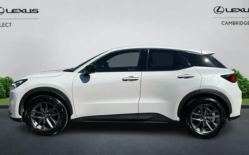 Used Lexus LBX 136 HP (100 kW) 2026 SUV