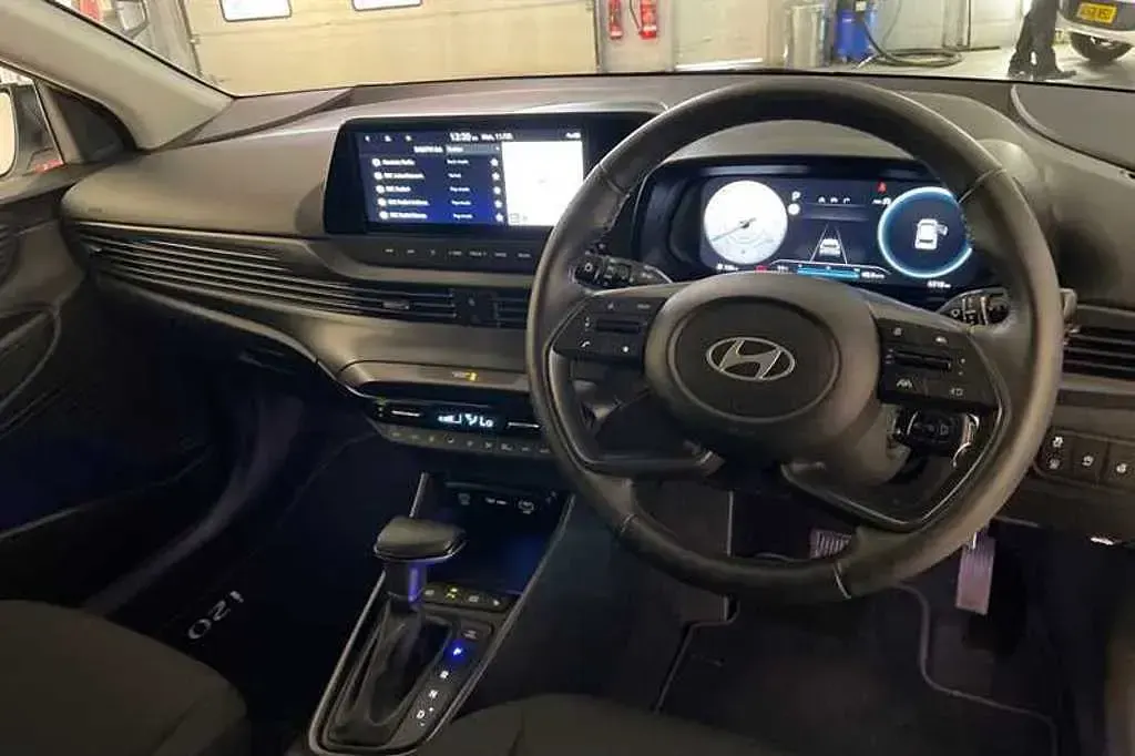 Used Hyundai i20 Premium 101 HP (74 kW) 2025 Hatchback