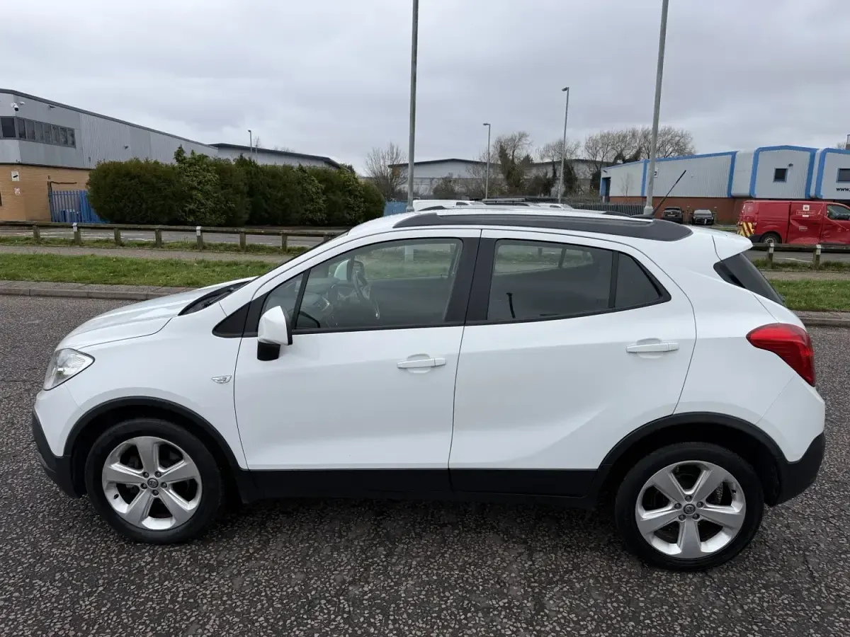 Używany Vauxhall Mokka 130 KM (95 kW) 2013 Biały SUV