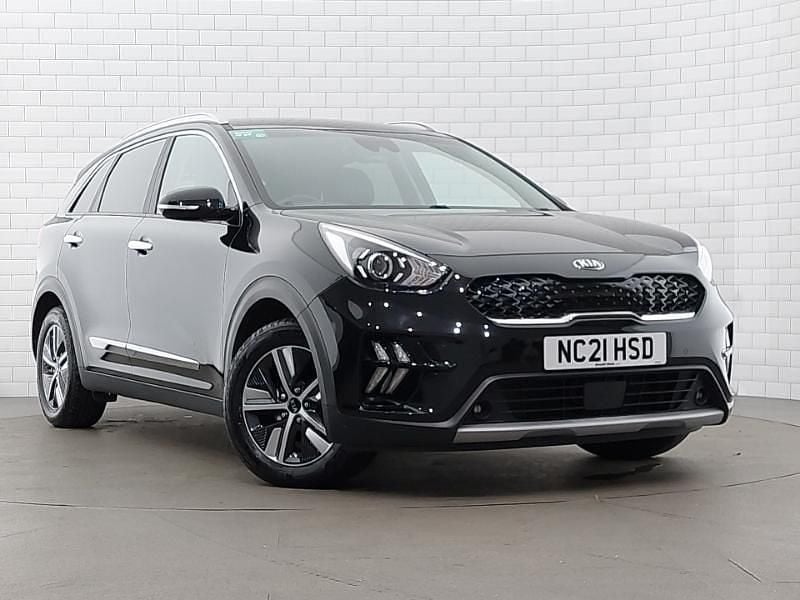 Black Used 2021 Kia Niro 3 SUV | £17,498 (Fair price) - Image 1/4