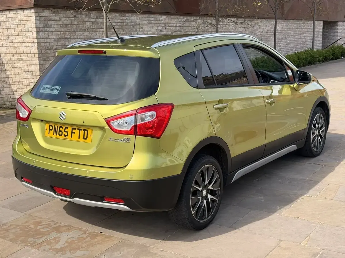 Used Suzuki SX4 SZ-T 120 HP (88 kW) 2015 Green Hatchback