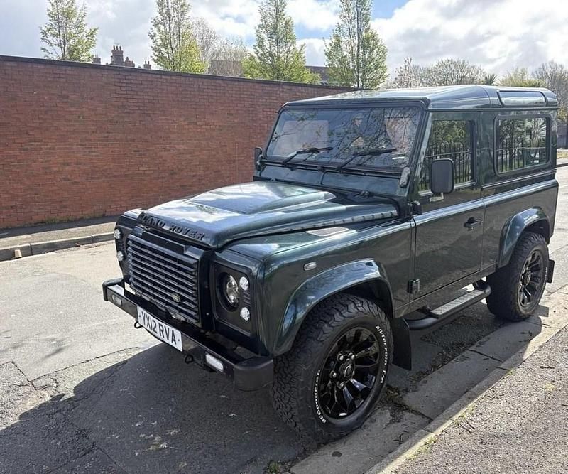 Usado Land Rover Defender 2012 Verde Carrinha
