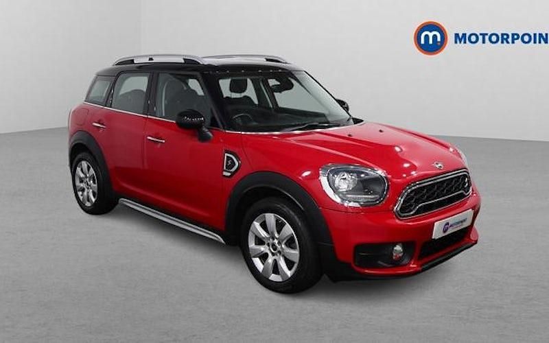 Begagnad Mini Cooper S Classic 192 HK (141 kW) 2020 Halvkombi